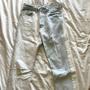 Levi's two-toned jeans